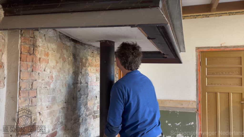 Schoorsteen reinigen Achterhoek rookkanaal Schoorsteen reinigen Achterhoek rookkanaal